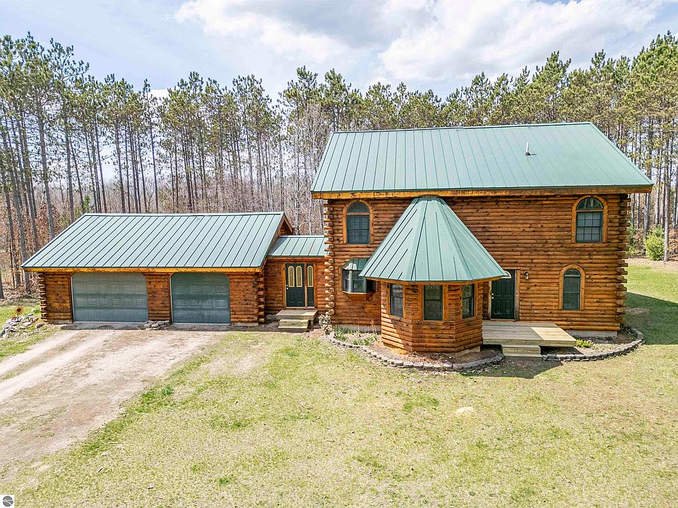 1st image of 753 N School Rd