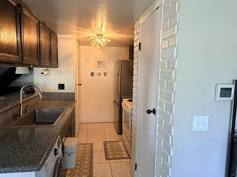 646 Avenida De La Plata — Photo 3