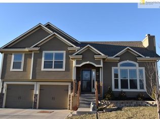 705 Tall Grass Dr, Pleasant Hill, MO 64080