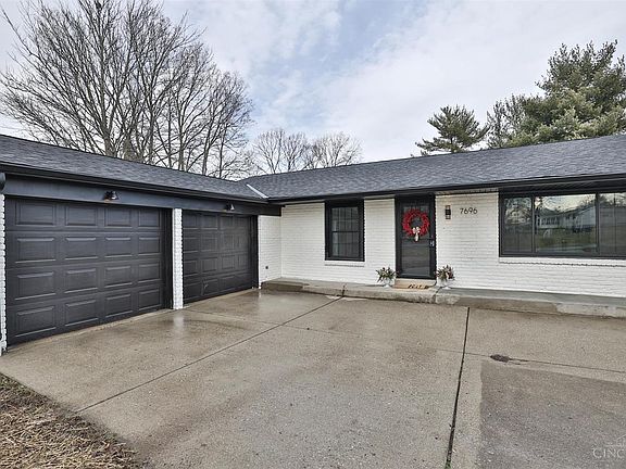 3rd image of 7696 Brookdale Dr