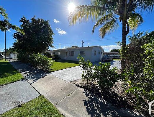 3rd image of 20710 NW 34th Ave