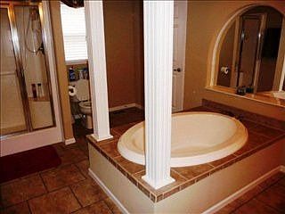 4th image of 4524 Lee Road 27