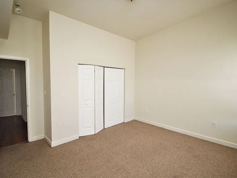2501 Maryland Ave — Photo 14