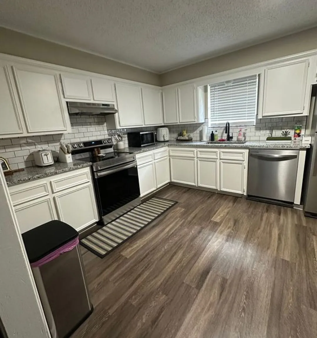 2 bed, 1100 sqft, $1,395 — Photo 2