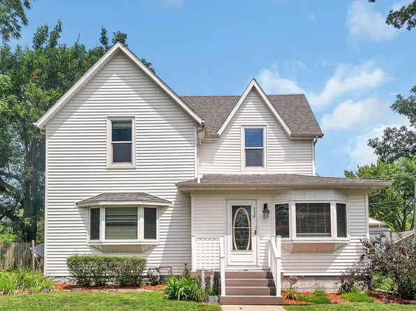 112 Main St, Emington, IL 60934