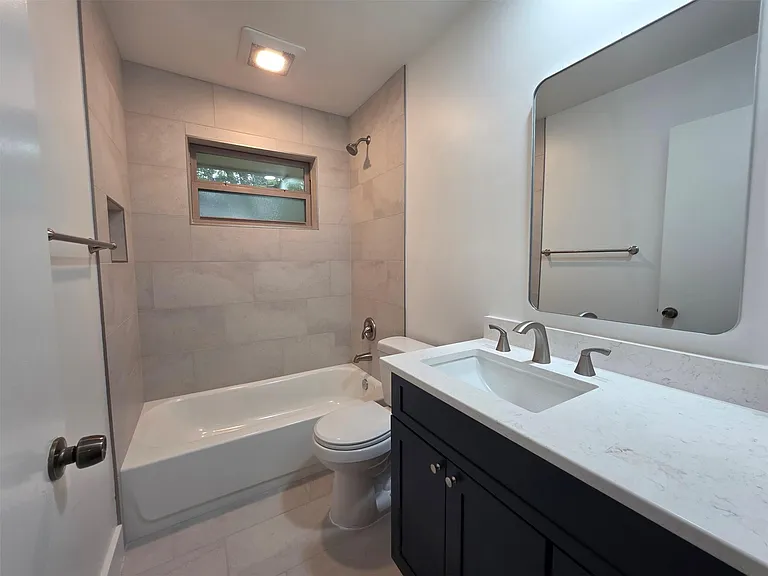 10909 Hillside Oak Ln — Photo 16