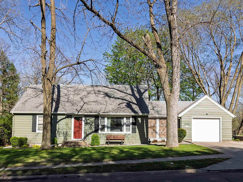 1st image of 1520 S Lakeport St