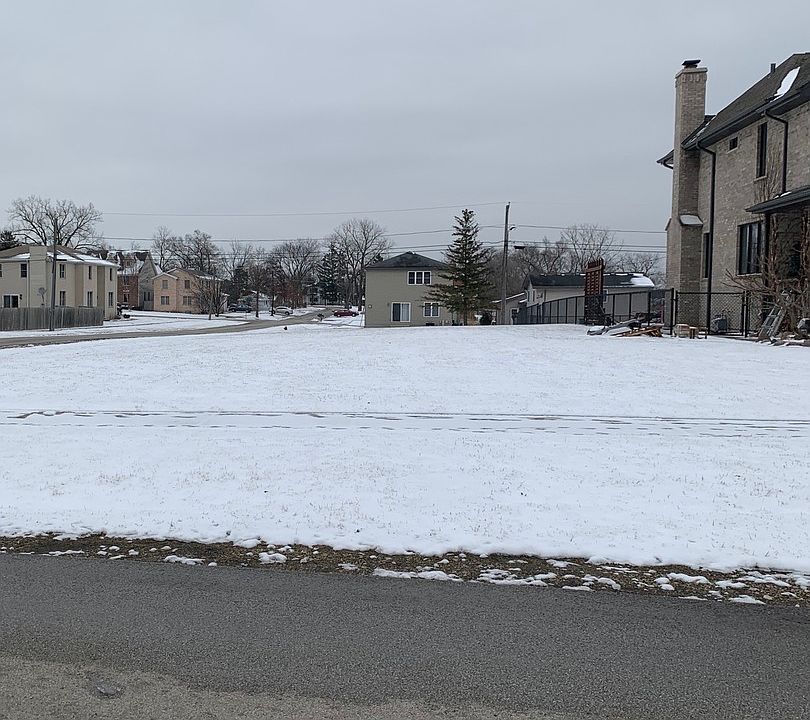 2nd image of 1043 N Yale Ave Lot 147