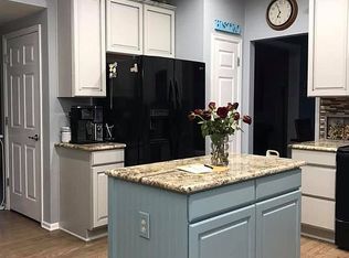 10006 Brisbane Ln, Highlands Ranch, CO 80130