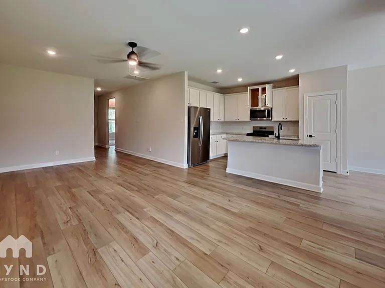 6188 White Spruce Dr — Photo 3