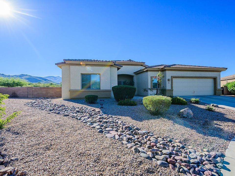 1st image of 742 E Blue Mesa Pl