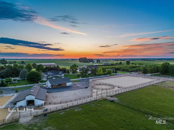 7351 W Ledgerwood Ln, Meridian, ID 83646