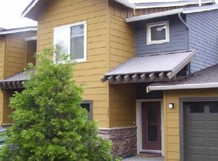 122 Cougar Ridge Rd NW, Issaquah, WA 98027