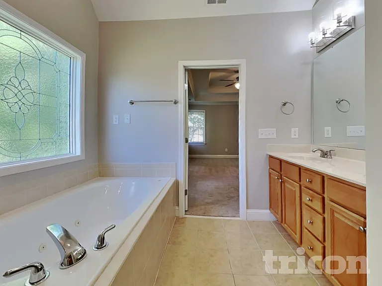 3112 Kirby St — Photo 13