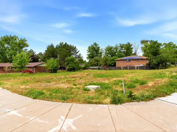 2883 E Sunset Dr, Layton, UT 84040