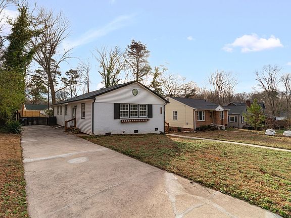 4th image of 2623 Beechwood St
