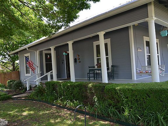 2nd image of 107 Forest St