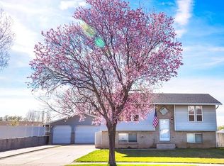 4463 S 2900 W, Roy, UT 84067