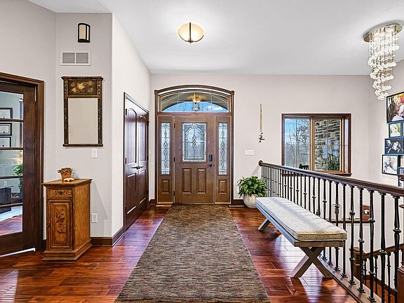 3rd image of 4722 West Oakwood ROAD