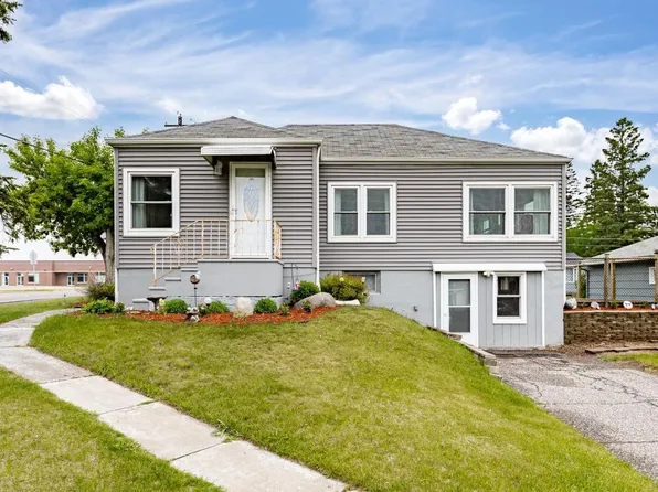 2349 Nanticoke St, Duluth, MN 55811