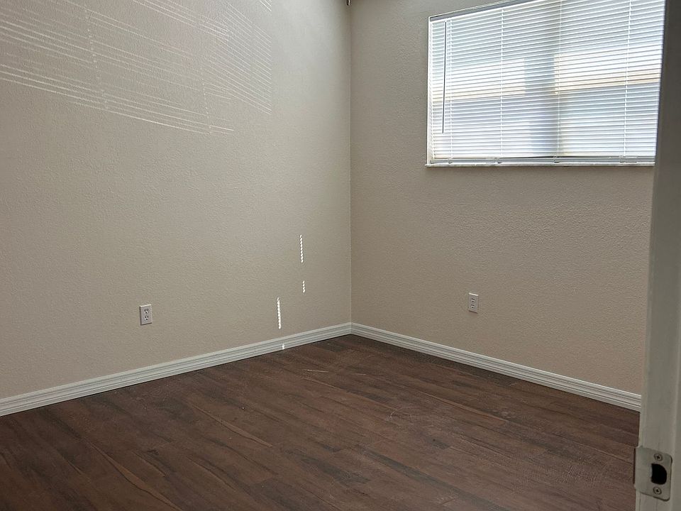 1st image of 767 NW Redding Ave #1
