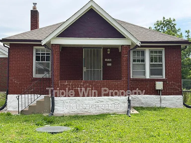 8530 Lowell St — Photo 3