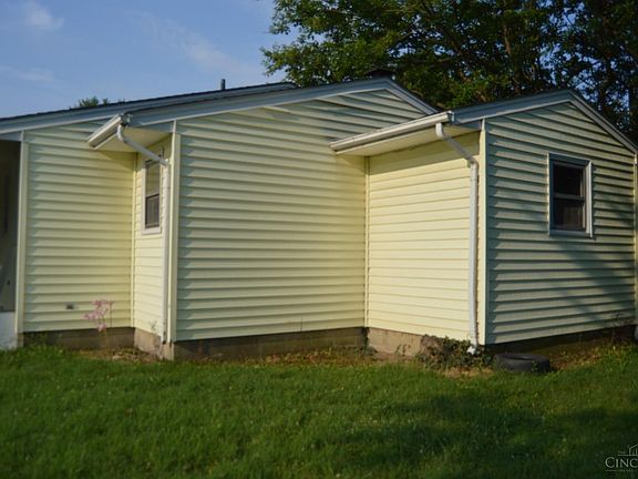 3rd image of 4517 Hannah Dr