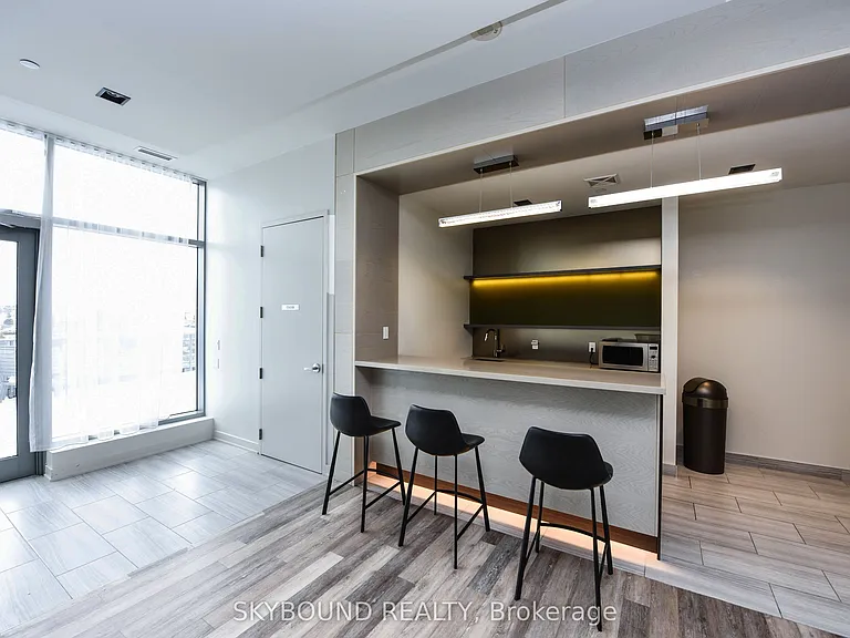4655 Glen Erin Dr #210 — Photo 46