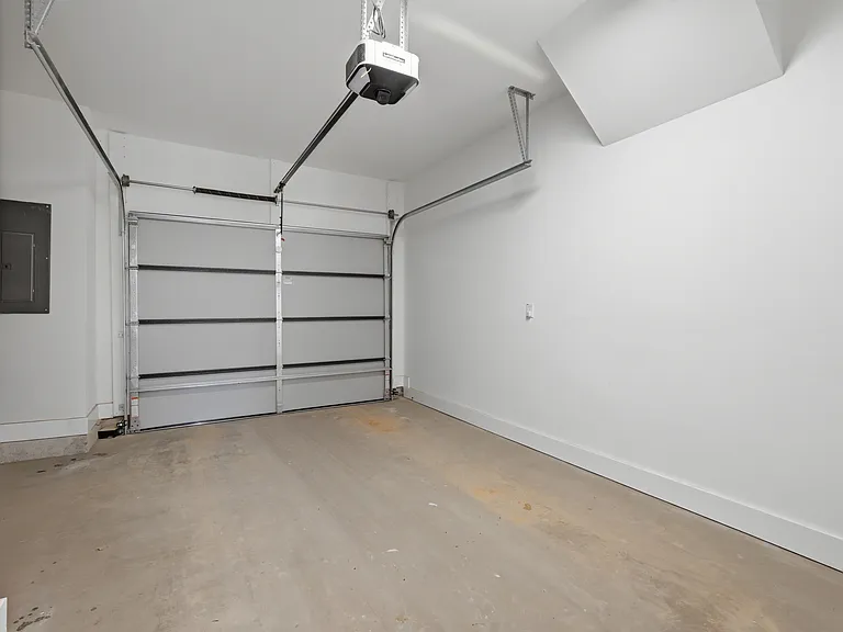 512 Gordon St — Photo 32