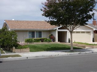 17391 La Mesa Ln, Huntington Beach, CA 92647