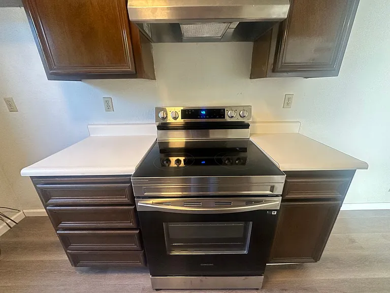 312 De Vega Ct — Photo 9
