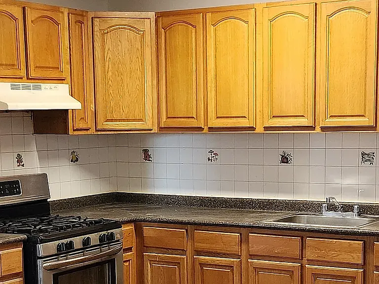 102 Lewis Ave #2 — Photo 8