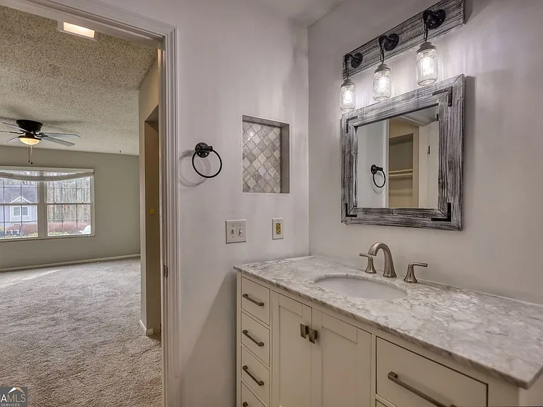 11 Doranne Ct SE #11 — Photo 40