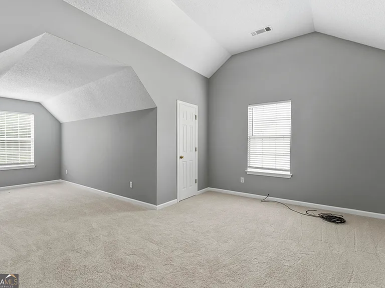 11925 Spring Lake Way — Photo 18