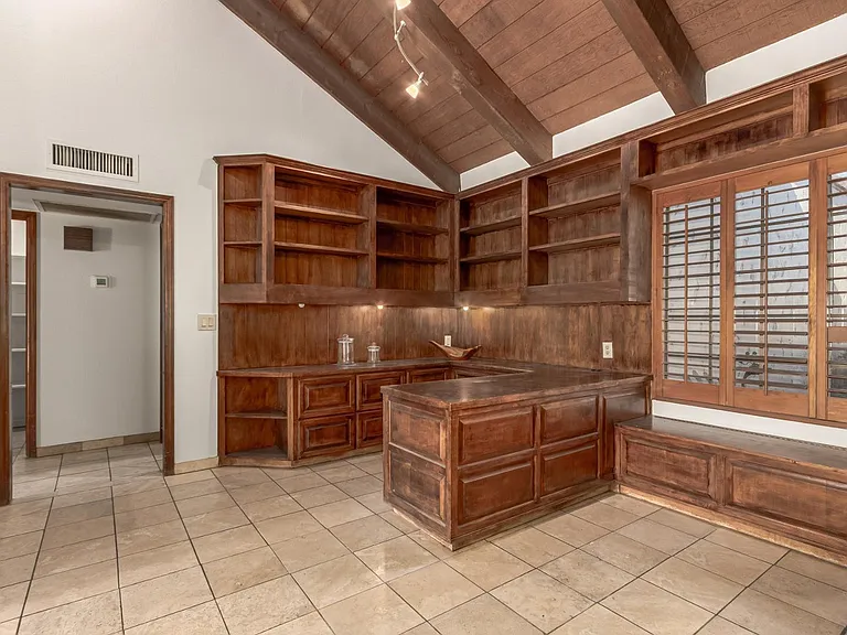 805 W Toledo St — Photo 12
