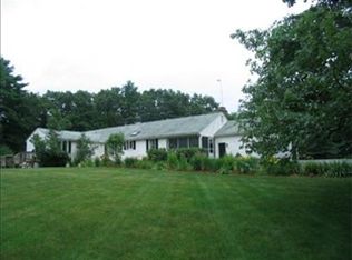 27 Torrey Rd, Sutton, MA 01590