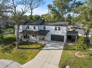 3931 Liberty Blvd, Westmont, IL 60559