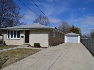 6640 W 85th St, Burbank, IL