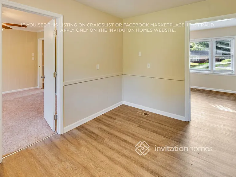 909 Friendly Pl — Photo 12