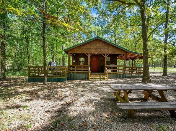 183 Pine Meadow Ln, Broken Bow, OK 74728