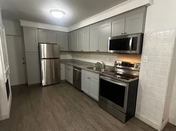 4729 McCulloch St, 4729 McCulloch St #1, Duluth, MN 55804