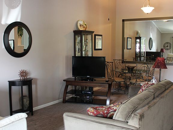4th image of 6485 Chasewood Dr APT F