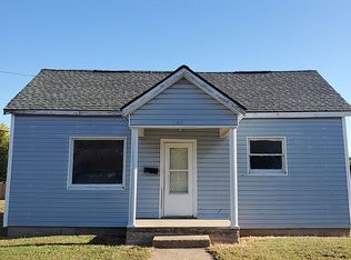 107 E 12th St, Metropolis, IL 62960