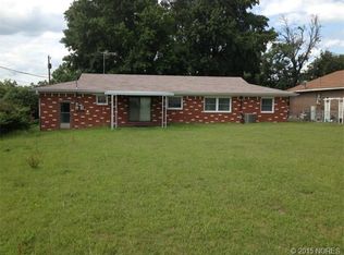 1610 Park Ln, Okmulgee, OK 74447
