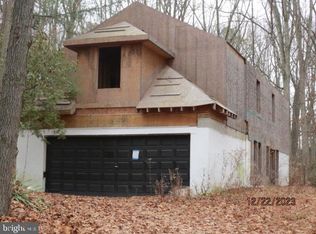 2294 Peter Cheeseman Rd, Sicklerville, NJ 08081