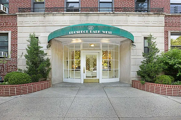 Sold by Compass | media 9