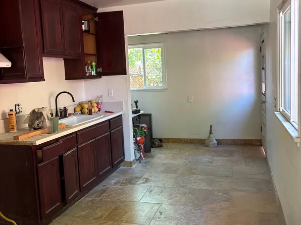 3847 Sycamore Ave, Pasadena, CA 91107