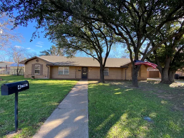 4 Lynn Ln, Mineral Wells, TX 76067