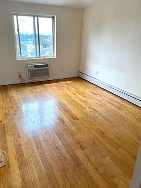 3rd image of 3214 100th St
