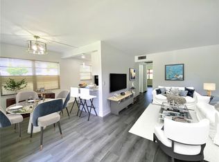 211 Mansfield Dr #F, Boca Raton, FL 33434